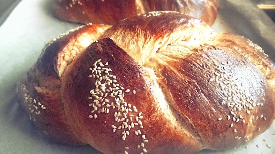 τσουρέκια-πάσχα-πασχαλινό τσουρέκι χωρίς ζάχαρη