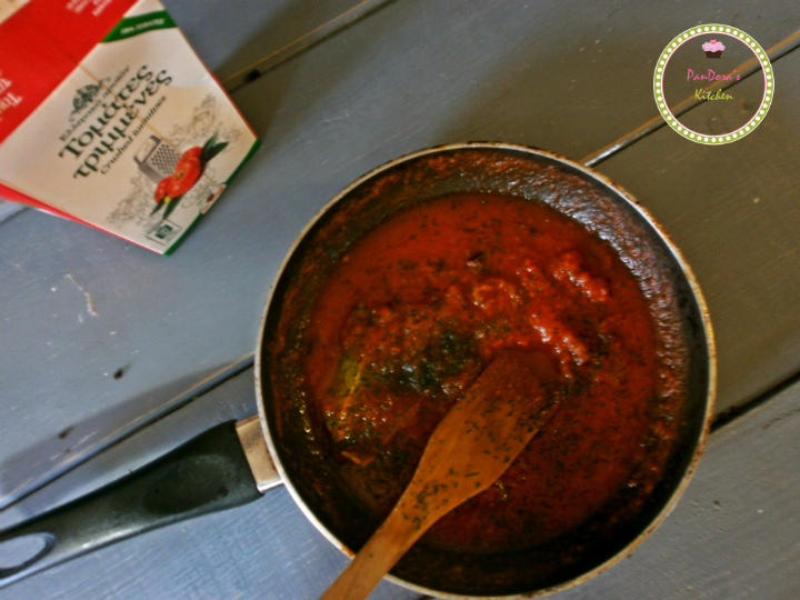 pandoras-kitchen-blog-greece-onion-red sauce-greek food-masoutis-vimagourmet
