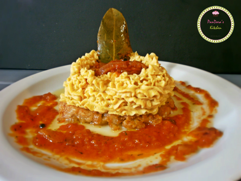 pandoras-kitchen-blog-greece-fava-αμαρτωλή φάβα σε πίτα κρεμμυδιού-onion-vimagourmet-vgfoodblogawards-masoutis