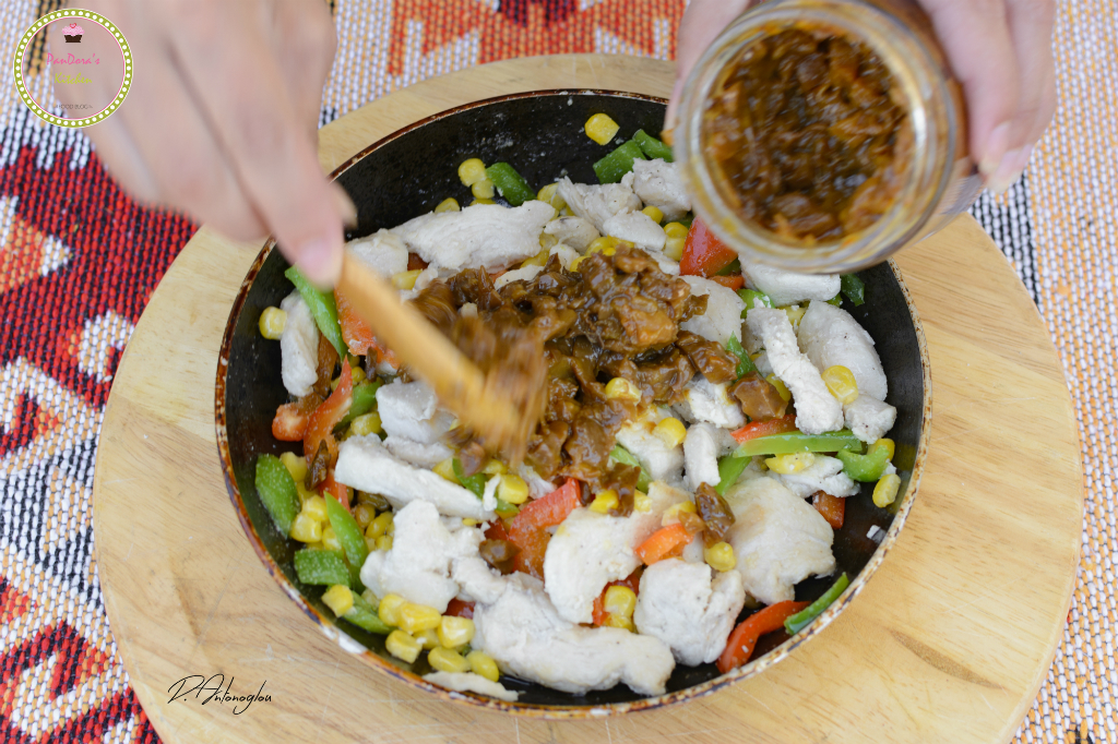 τορτίγιες με κοτόπουλο και τσένταρ-μεξικάνικο-τορτίγια-καλούδια