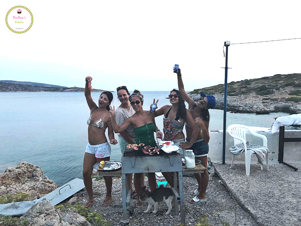 summer 2017-traxilia-beach-chios-friends