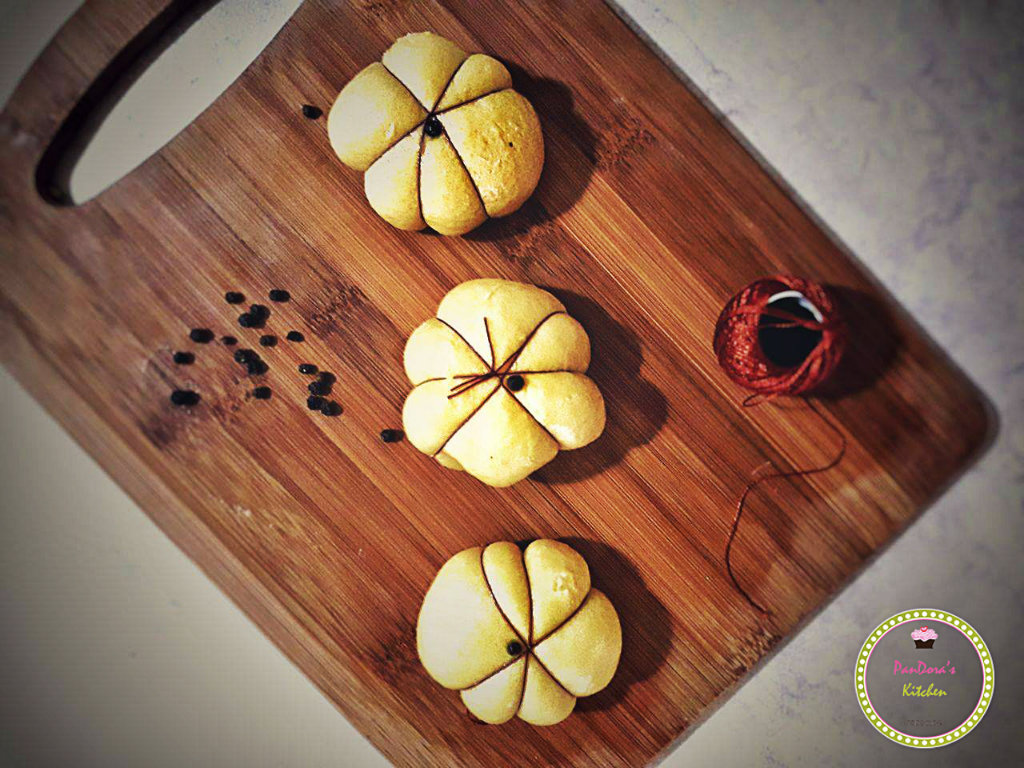 κολοκυθόπιτα-κολοκύθα-Πιροσκί με κίτρινη κολοκύθα και κοπανιστή Τήνου-πιροσκί