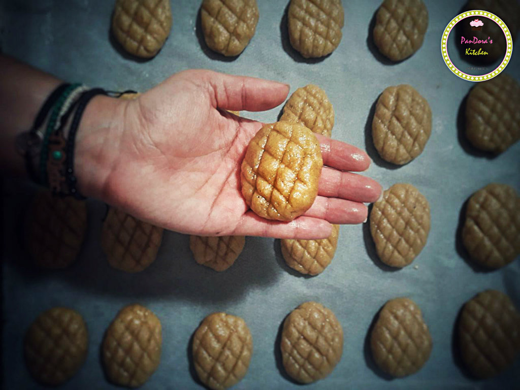 Τραγανά και ζουμερά μελομακάρονα-μελομακάρονα-χριστουγεννιάτικες συνταγές