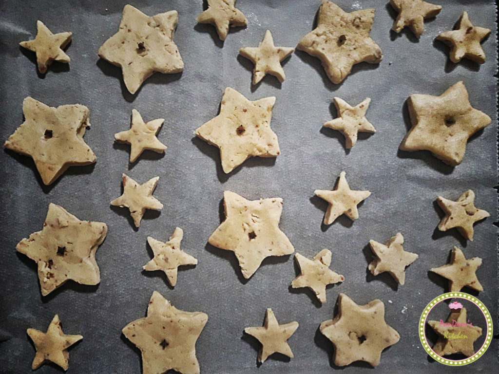 μπισκότα-χριστουγεννιάτικα γλυκά-κουραμπιές