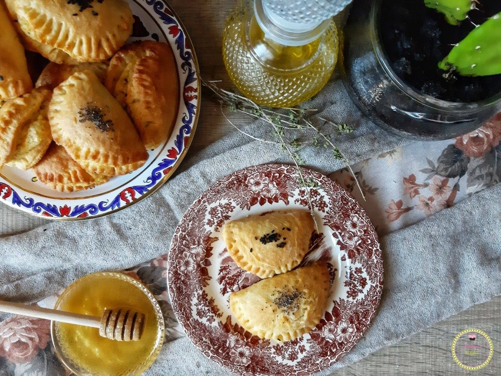 cheese-cheesepie-greek_food-finger_food