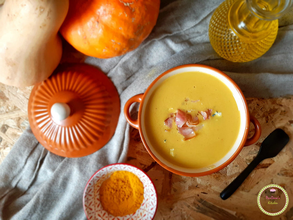 Κολοκυθόσουπα με κουρκουμά και blue cheese-σούπα-κολοκύθα-κουρκουμάς